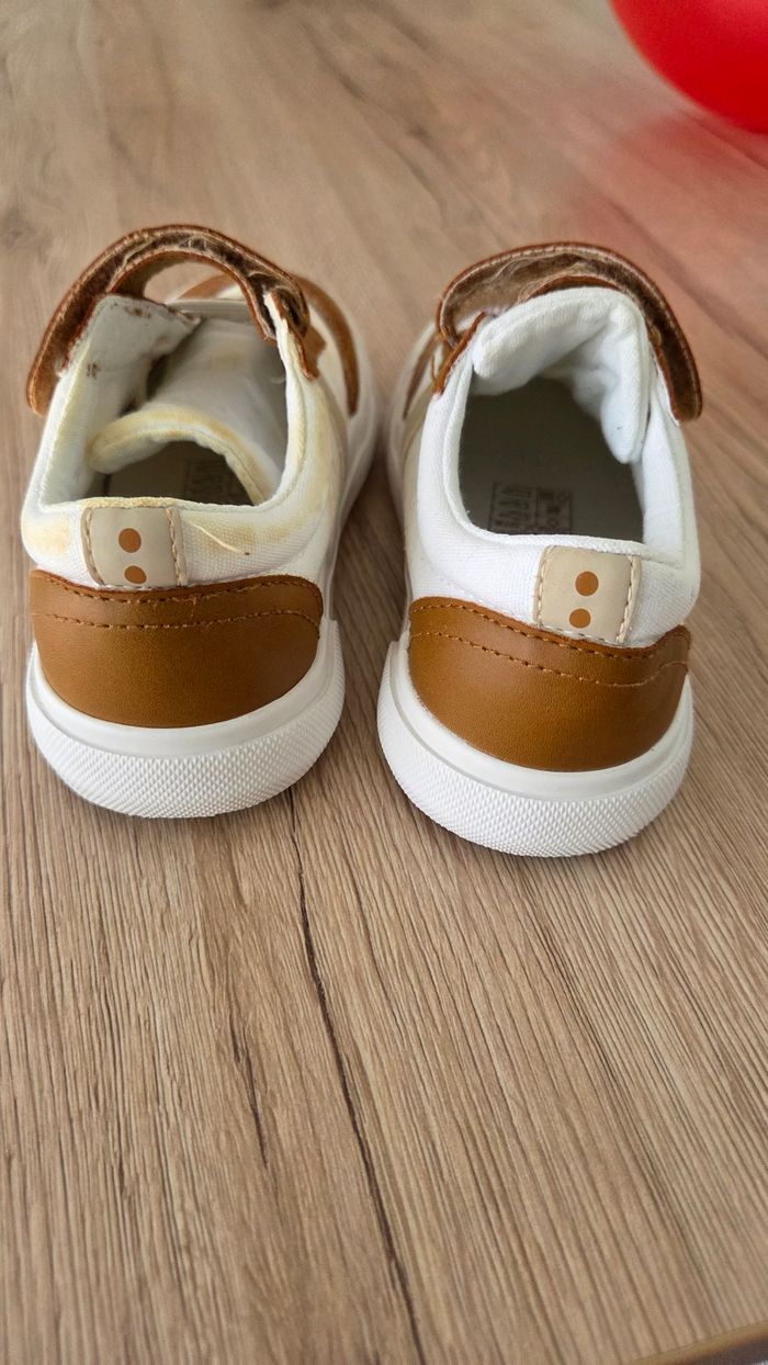 Basket a scratch Okaidi taille 28 - photo numéro 4