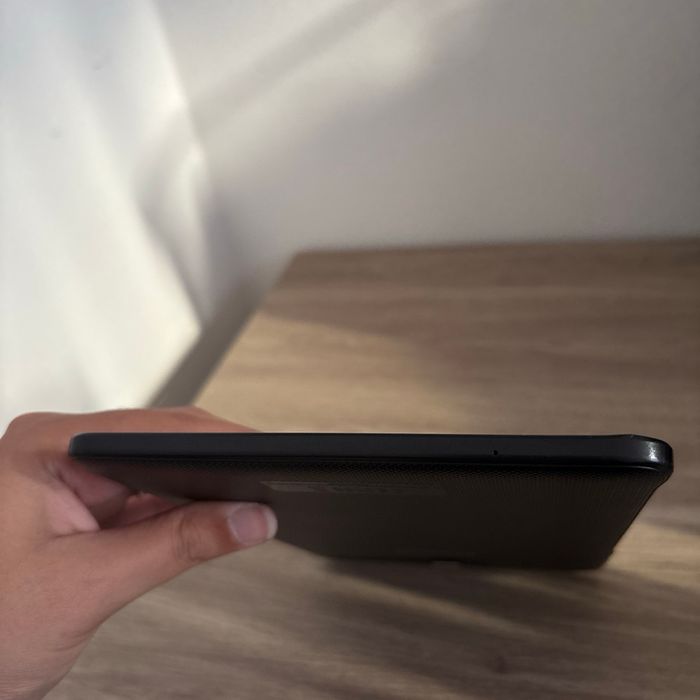 Tablette Samsung Galaxy Tab E - photo numéro 4