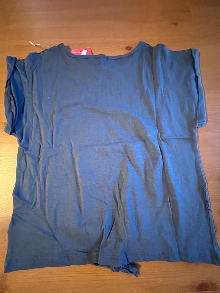 Neufs (non portés) A SAISIR !!! 🥰😍superbe lot Tee-shirts mc 8 ans fille💙🥰😍 - photo numéro 8