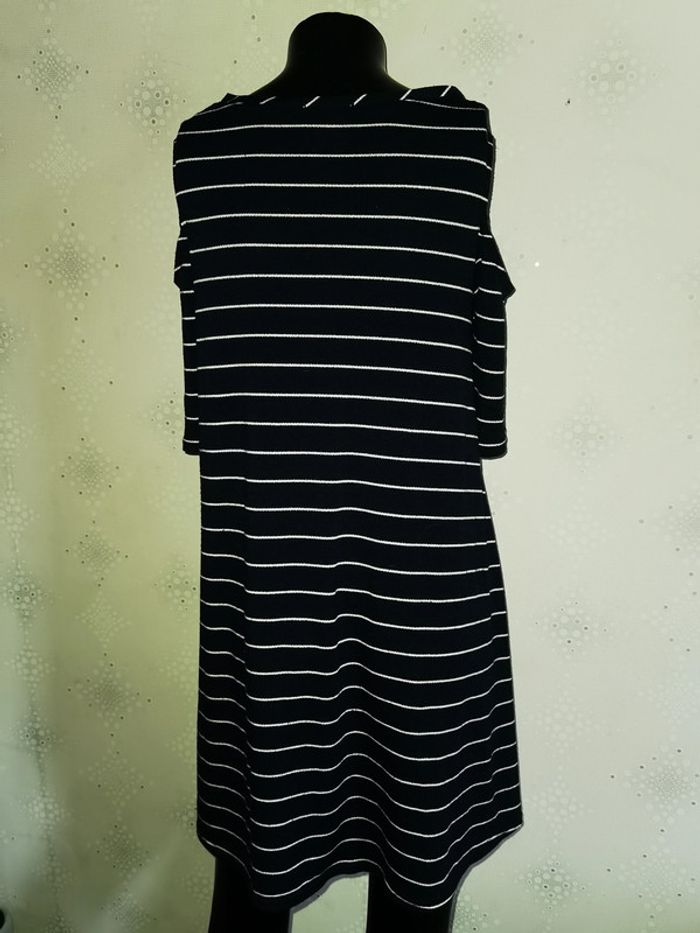 D2718 - robe taille XS - photo numéro 4