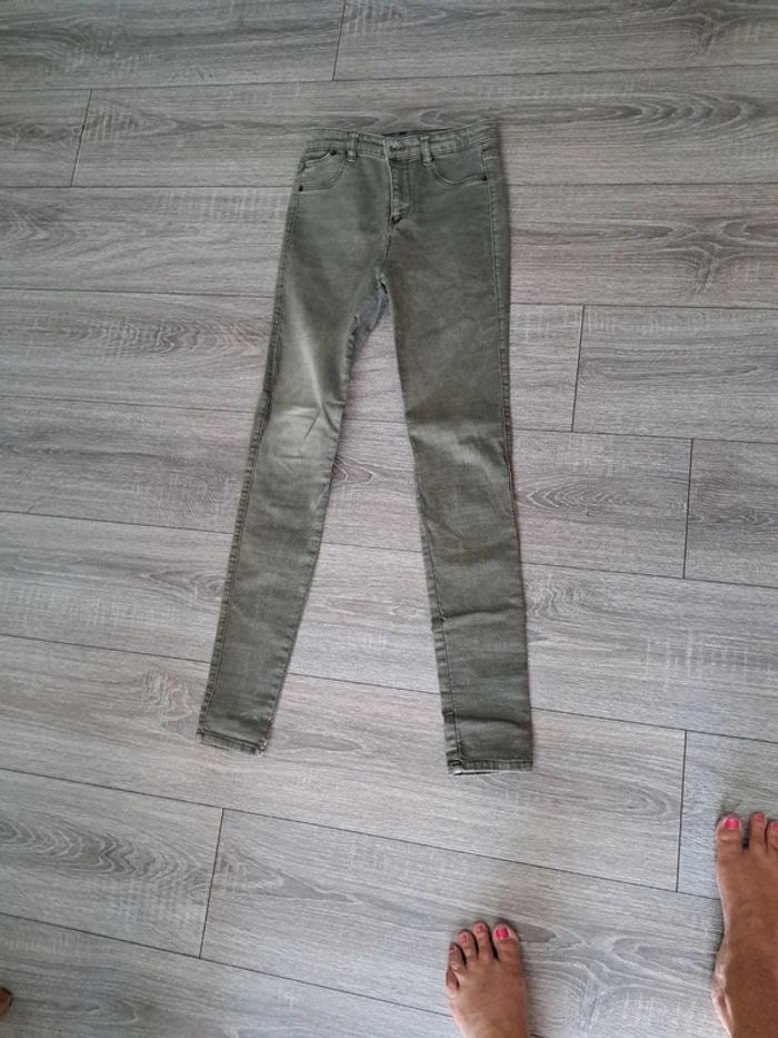 Jean slim kaki taille 36