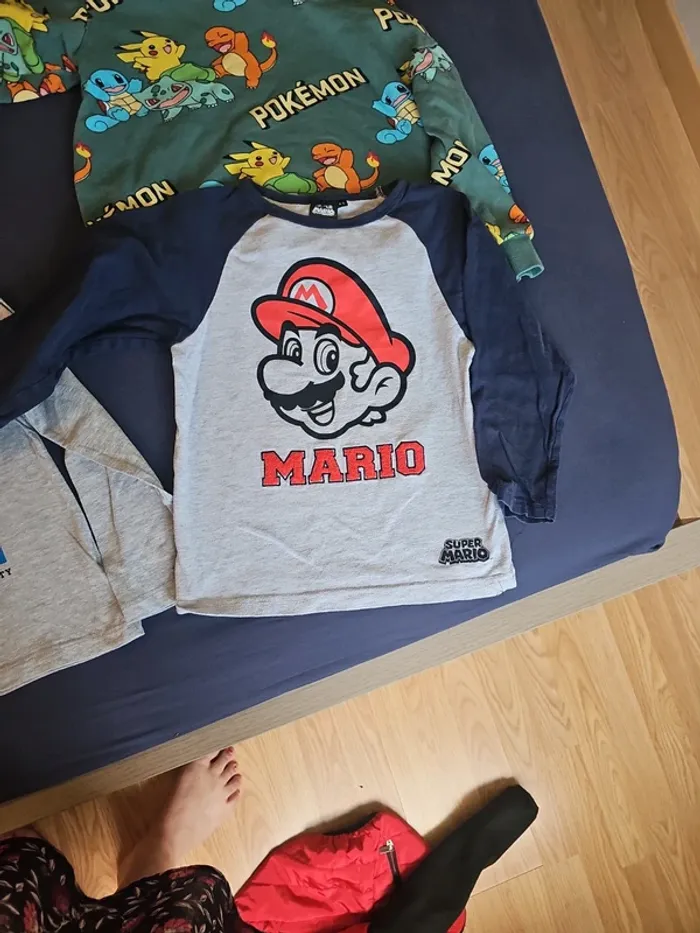 Lot de tee shirt sweats super héros garçon 4/5 ans - photo numéro 3