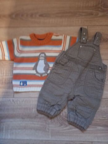 Ensemble pull rayé orange + salopette marron clair