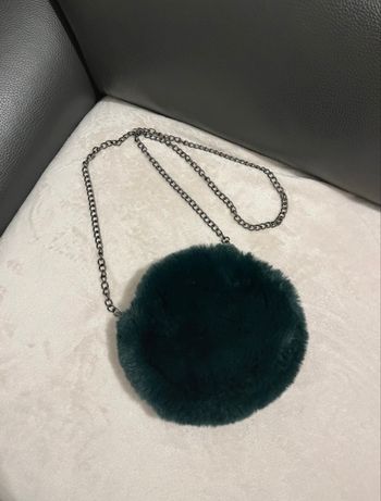 Petit sac en fausse fourrure 