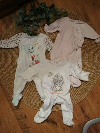 Lot pyjamas 6 mois