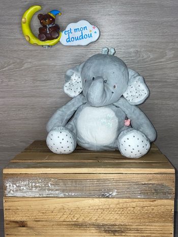 NKS245 doudou éléphant 🐘 noukies