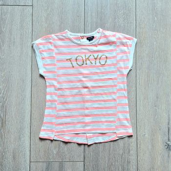T-shir blanche rayée  rose. Fille 5 ans. Marque Kiabi 