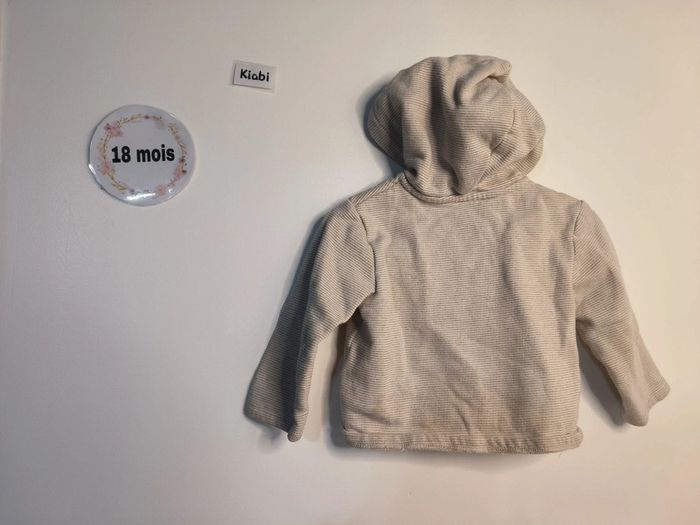 Lot 4 vestes et gilet 18 mois - photo numéro 7