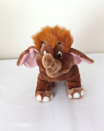 Peluche Hathi Junior bébé éléphant DISNEY Le livre de la jungle Hasbro 2002