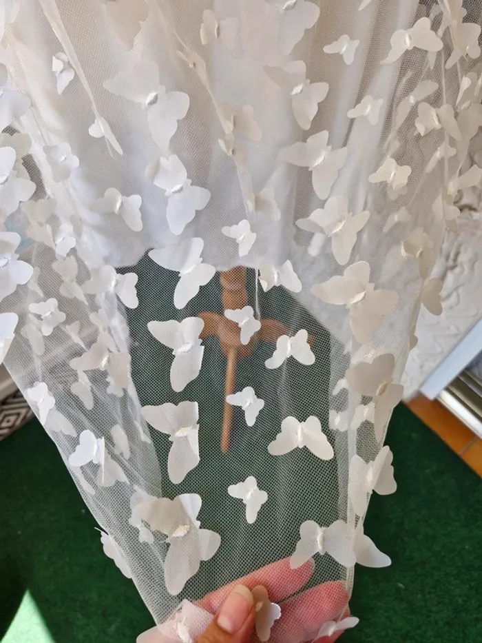 👗 Robe élégante à papillons en relief 🦋 - photo numéro 7