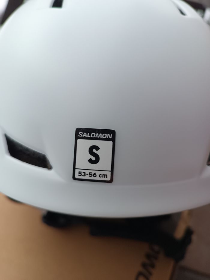 Casque de ski Salomon neuf - photo numéro 7