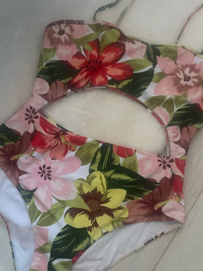 Maillot de bain - photo numéro 2