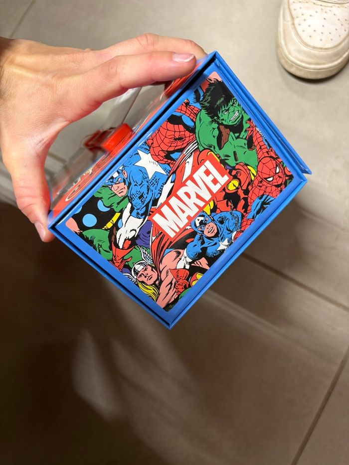 Boîte de dessin avec tiroir Spiderman - photo numéro 3