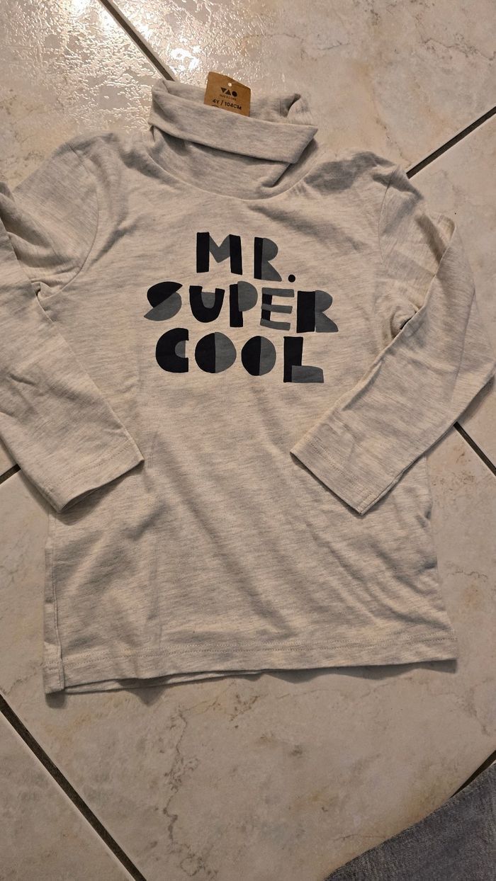 (Neufs non portés)🏷 🏷🤩🥰 💙💙 superbe ensemble sous pull et jeans skinny 4ans Garçon 🤩🥰 - photo numéro 5