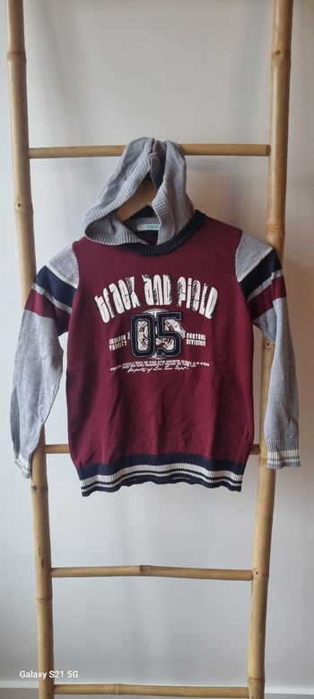 Pull 8 / 9 ans