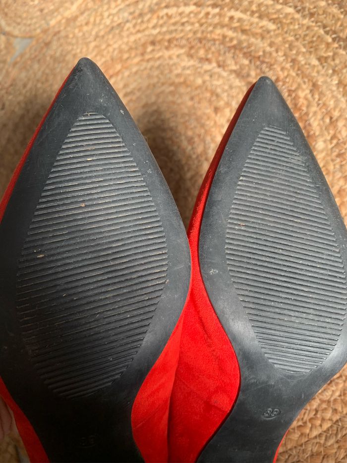 Superbes escarpins rouge Kiabi taille 39 - photo numéro 5
