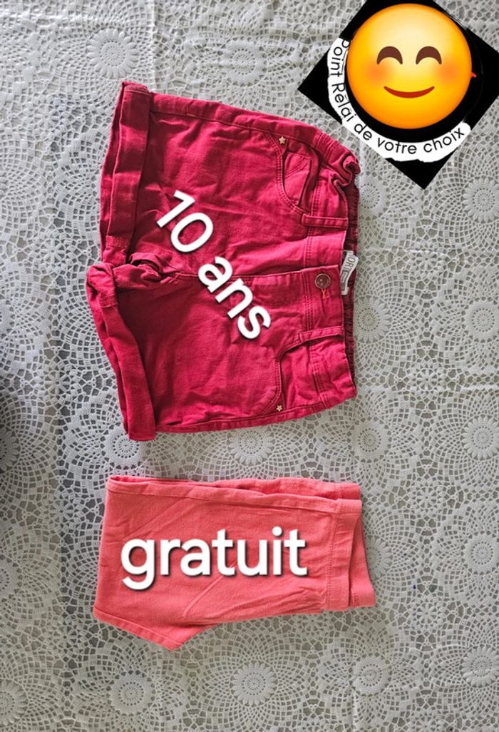 Short rouge okaidi fille 10 ans +1 gratuit