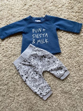 Enemble garçon 6 mois