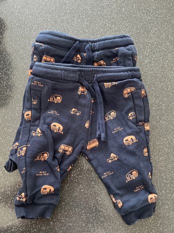 Lot de 2 Pantalon taille 3 mois