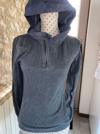 Pull à capuche
