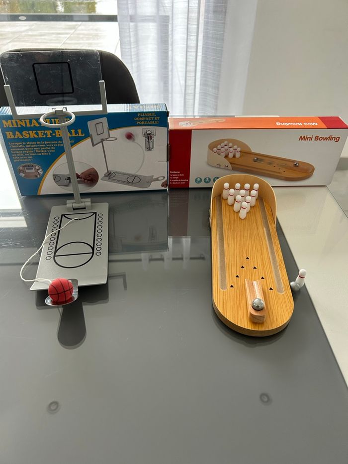 Jeux miniatures- basket et bowling