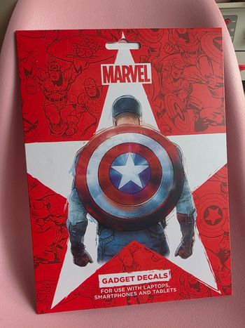 Sticker disney marvel captain america disneyland paris  ( a mettre sur pleins de supports )