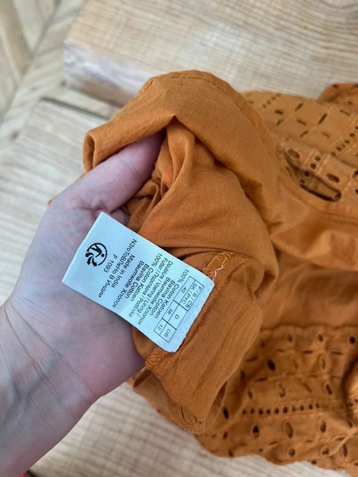 Robe épaules dénudées été camel en broderie taille L 40 blanche porte - photo numéro 5