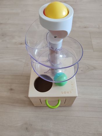 Toboggan spirale et Balles perdues