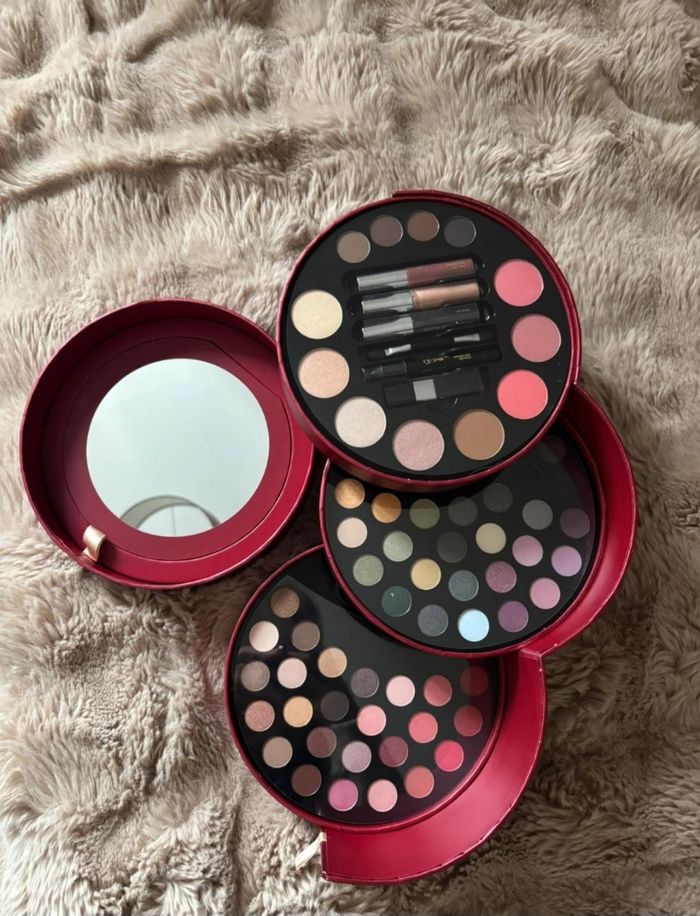 Palette de maquillage - photo numéro 4