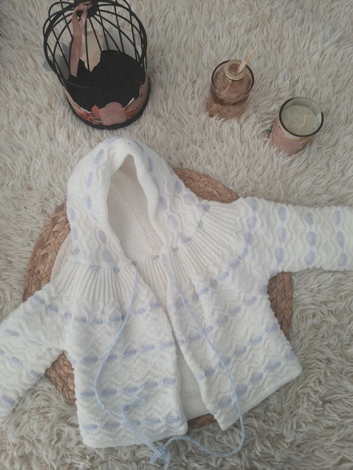 🌺 gilet en laine mixte fait main 9 mois