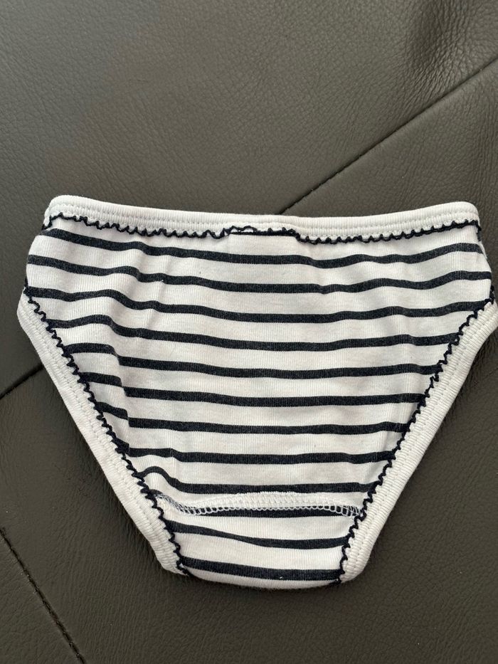 Culotte Petit bateau 2 ans - photo numéro 5