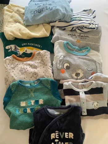 Pyjamas une pièce manches longues 3 mois