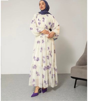 Robe fleurie violette