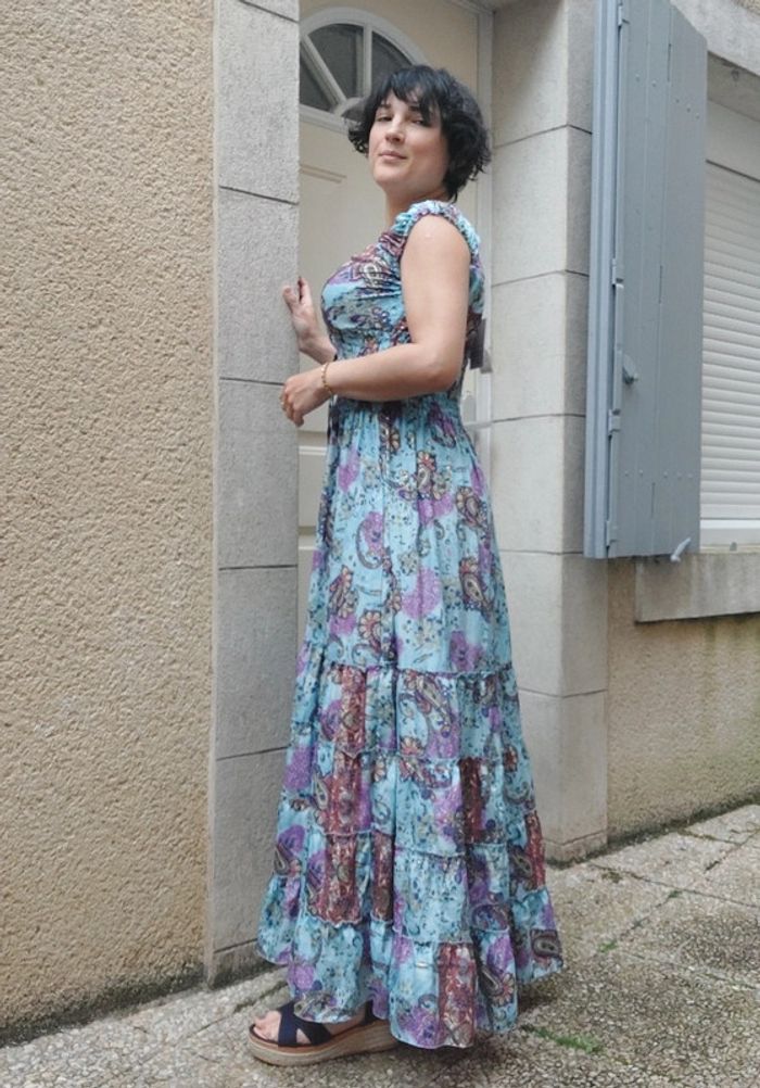 Magnifique robe longue avec soie - photo numéro 4