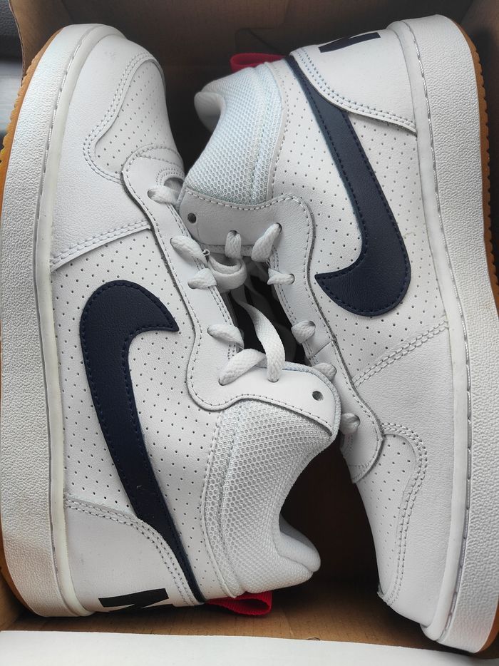 Nike air Court bourough pointure 40 neuve - photo numéro 4