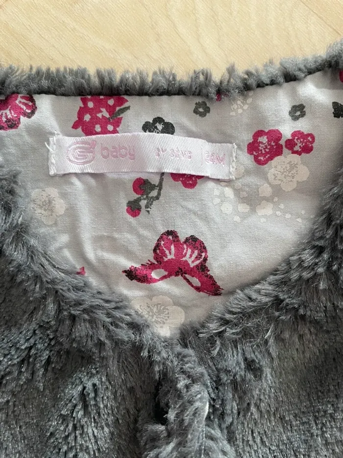 Gilet sans manches 24 mois fille - photo numéro 3