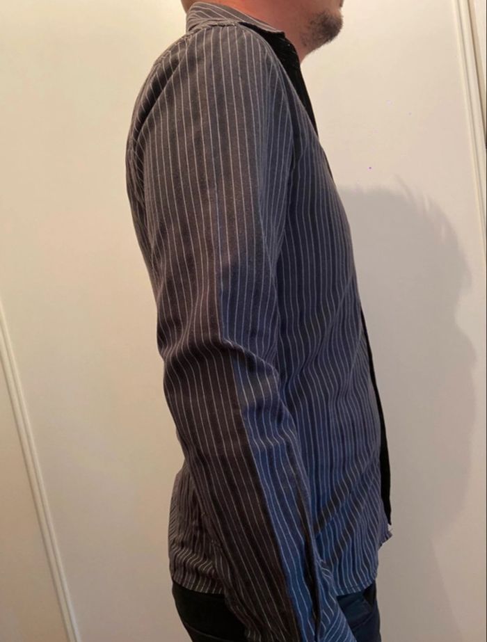Chemise noir à rayures