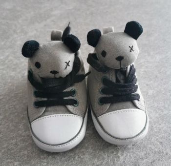 Chaussures bébé 6/9 mois