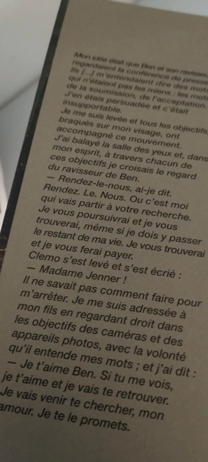 Ne pars pas sans moi. Gilly Macmillan - photo numéro 3