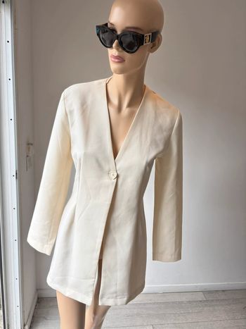 Veste blanche les capricieuses