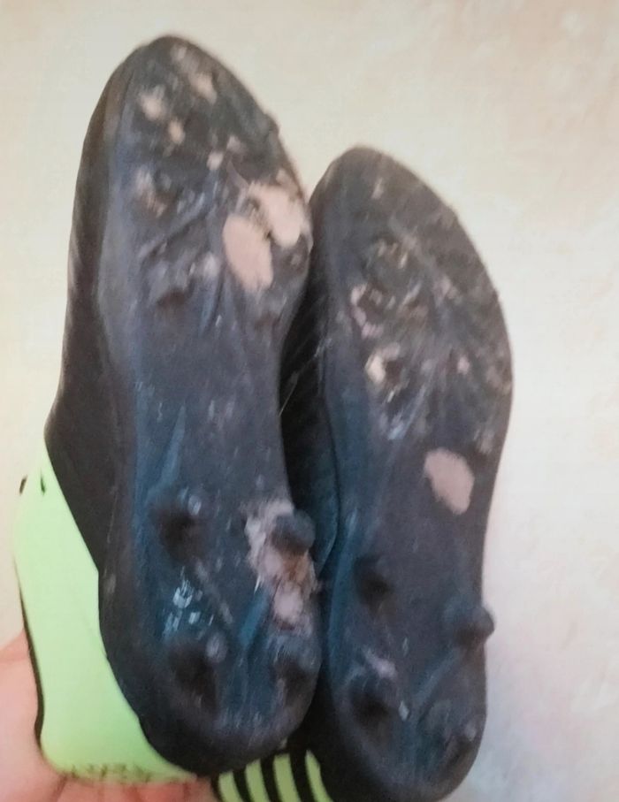 Garçon 🧡 Basket à crampons Pointure 35 - photo numéro 6