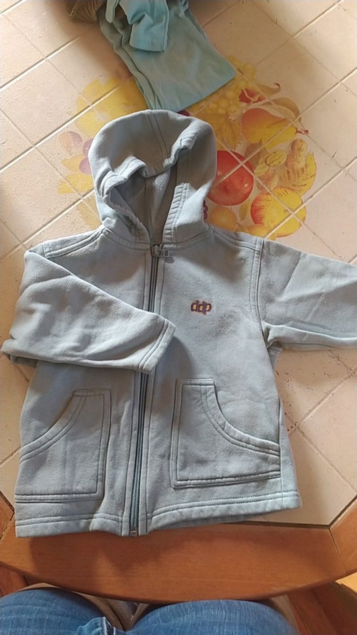 Gilet capuche 3 ans