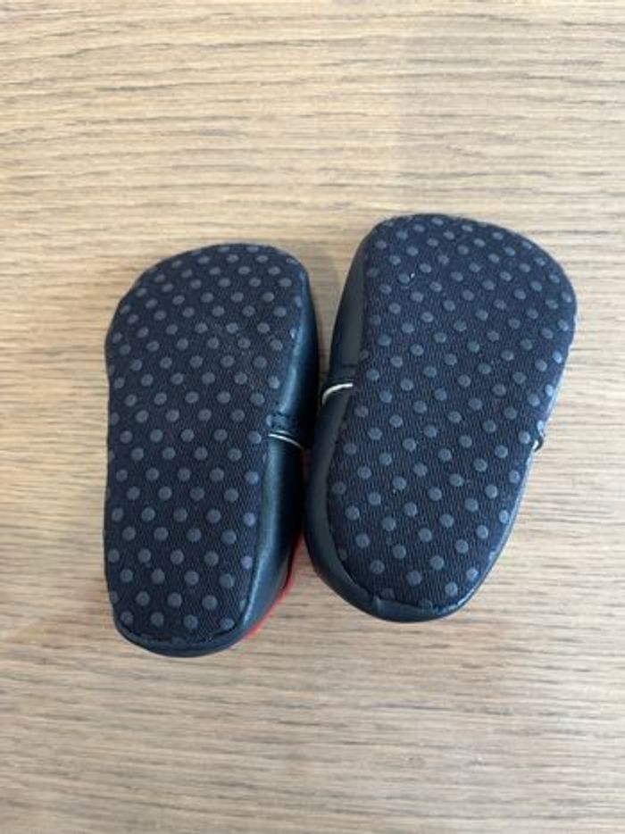 Chausson bébé 18/19 - photo numéro 2