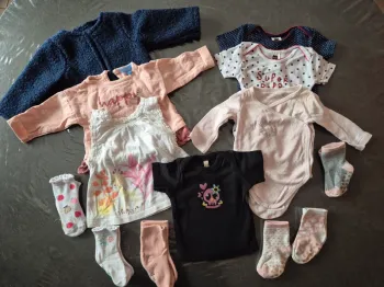 Lot 3 mois fille