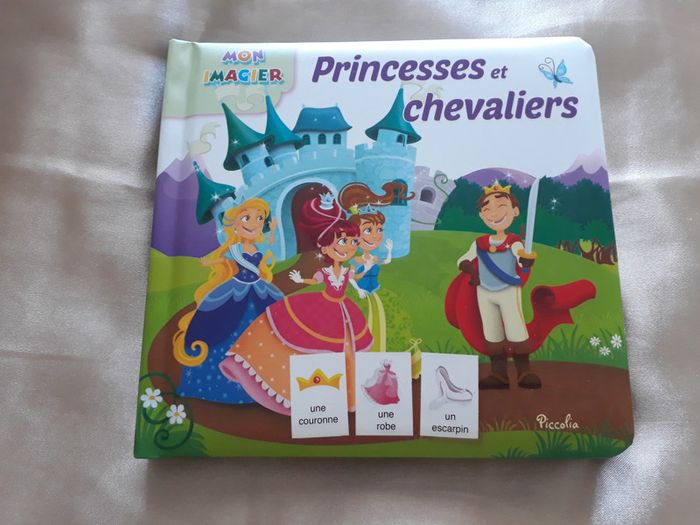 Mon Imagier - Princesses et Chevaliers