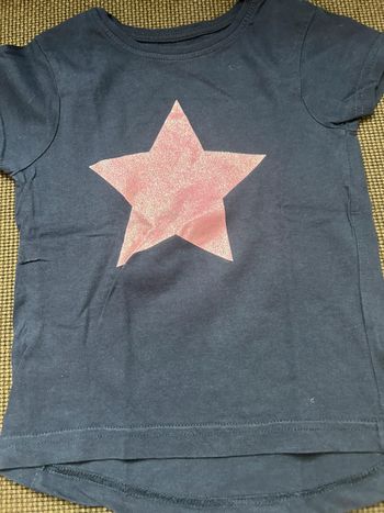 TEE shirt primark 2/3 ans