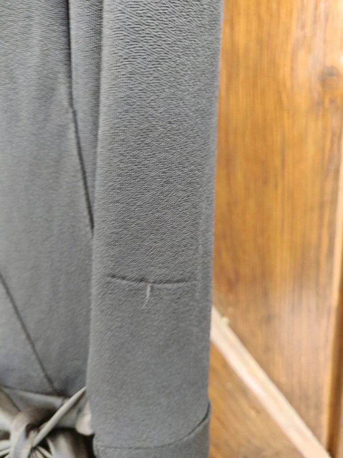 Robe noire cache coeur - photo numéro 2