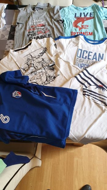 Lot de 6 Tee-shirt taille 4ans très bonne état