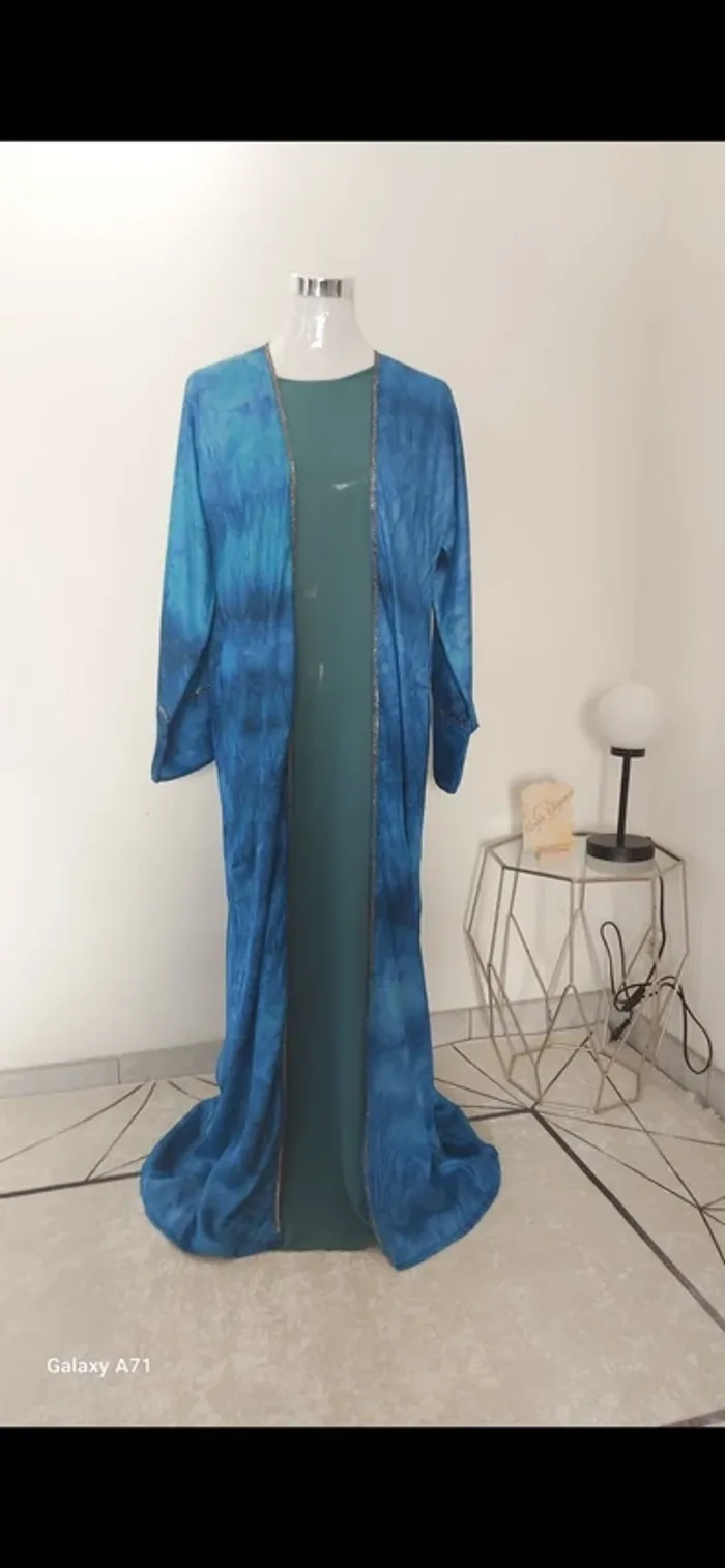 Set kimono bleu Emirats chic neuf - photo numéro 9