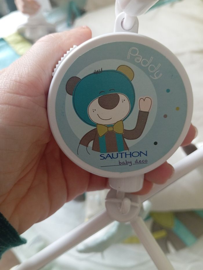 Lot tour de lit+rideaux+mobile musical+gigoteuse - photo numéro 9